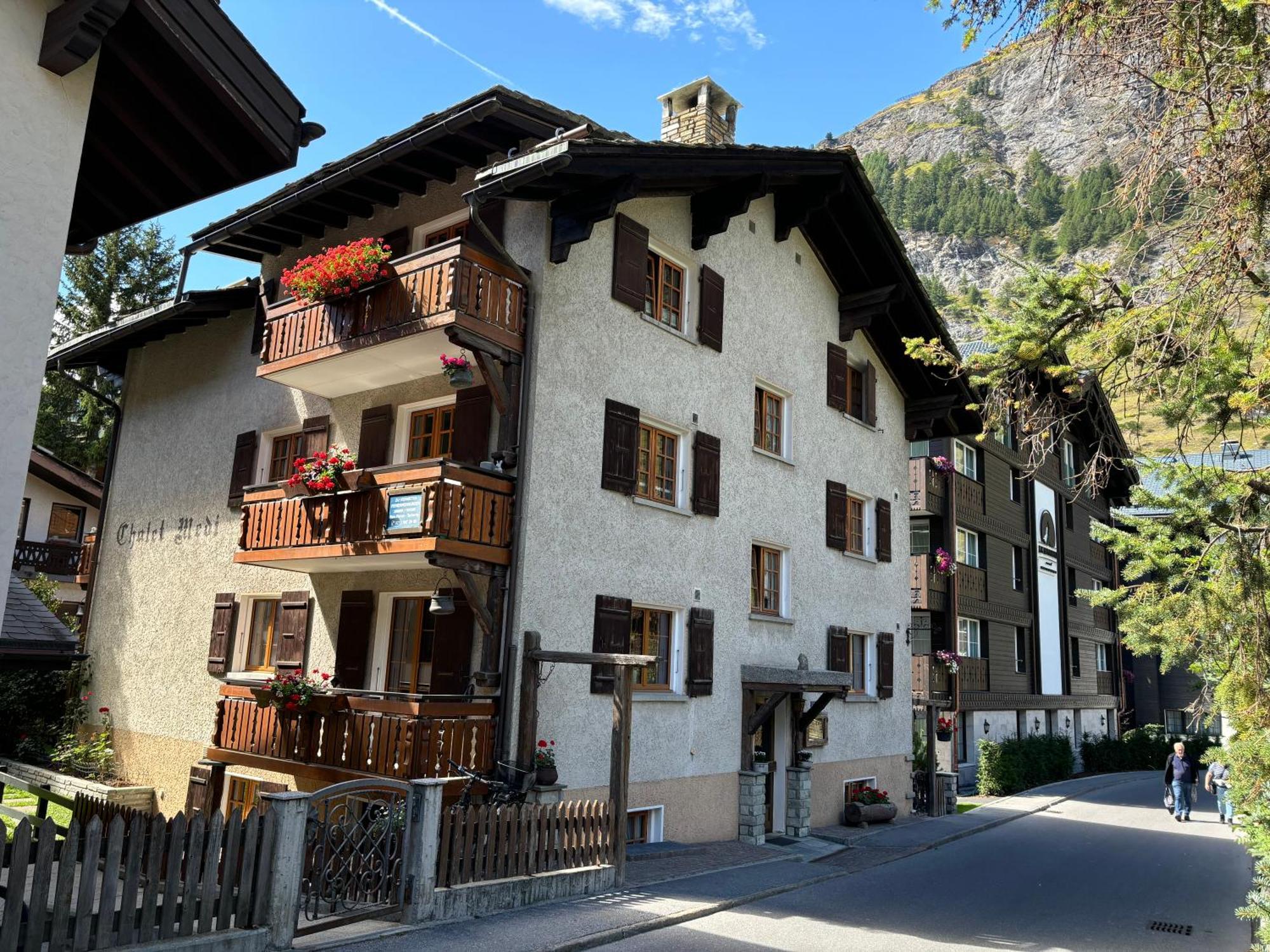 Chalet Medi Zermatt Bagian luar foto